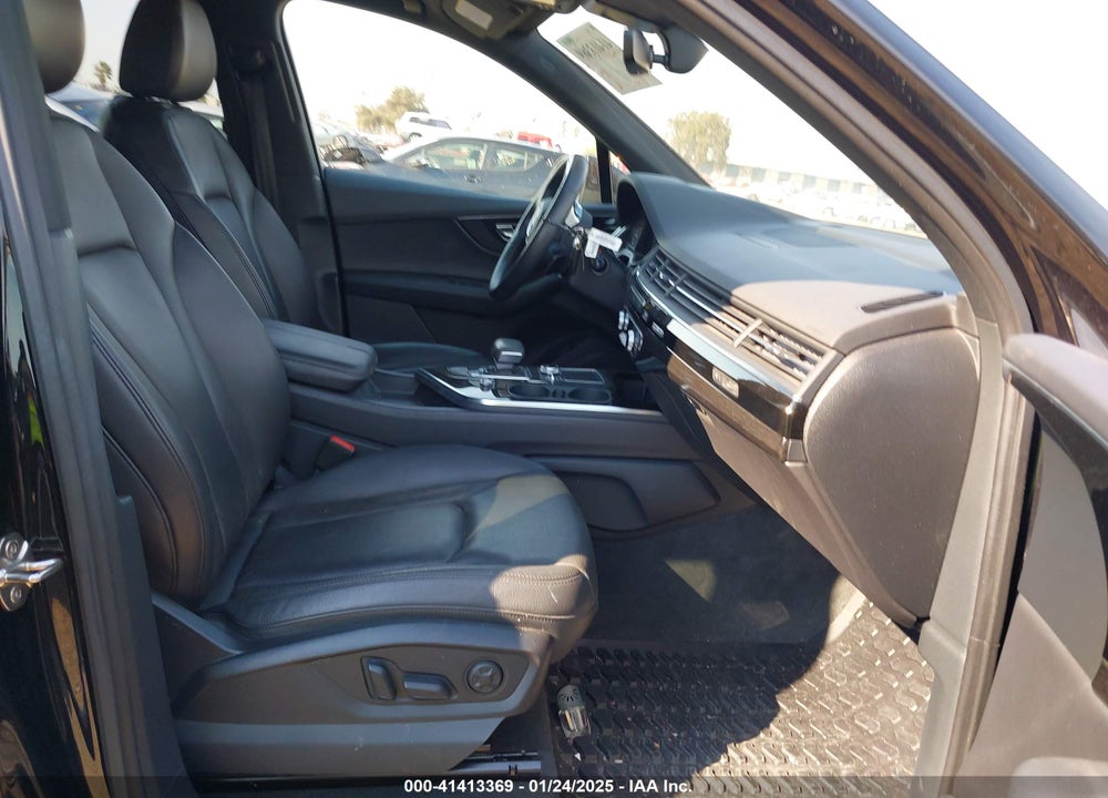 2017 AUDI Q7 3.0T PREMIUM VIN: WA1LAAF78HD036991