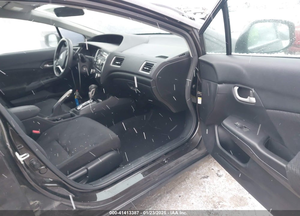 2013 HONDA CIVIC VIN: 2HGFB2F51DH557165