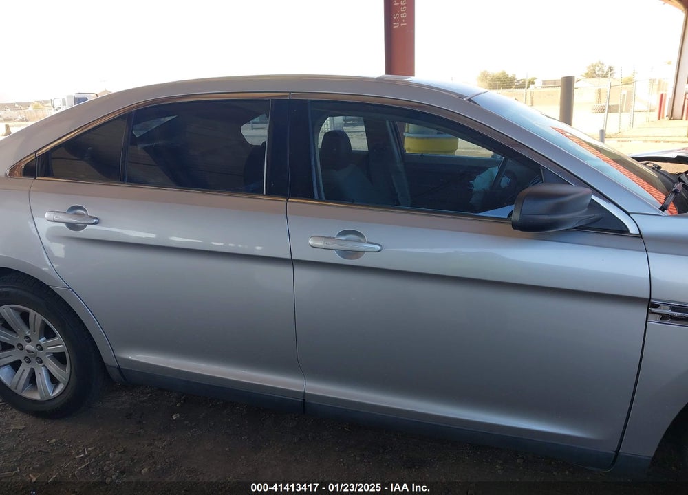 2010 FORD TAURUS SE VIN: 1FAHP2DW0AG165859