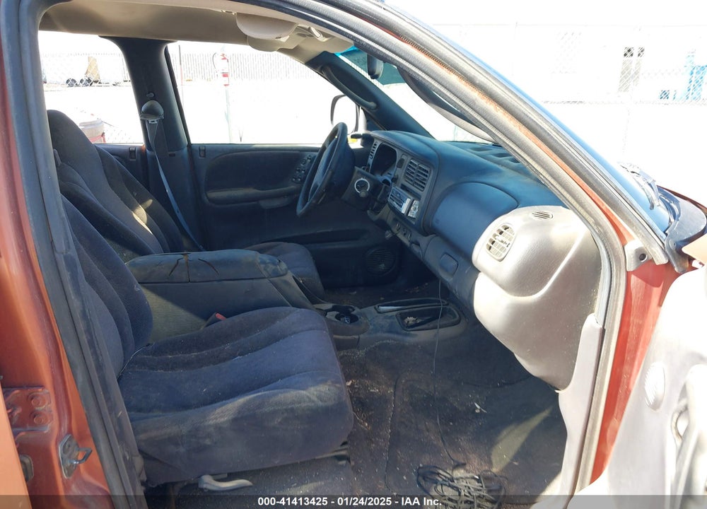 2000 DODGE DAKOTA SLT/SPORT VIN: 1B7GL2AN4YS634889