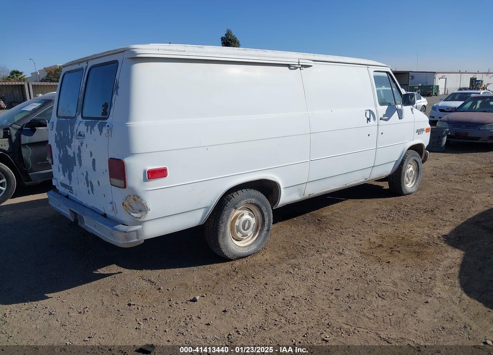 1989 CHEVROLET G20 VIN: 1GCEG25H8K7165980