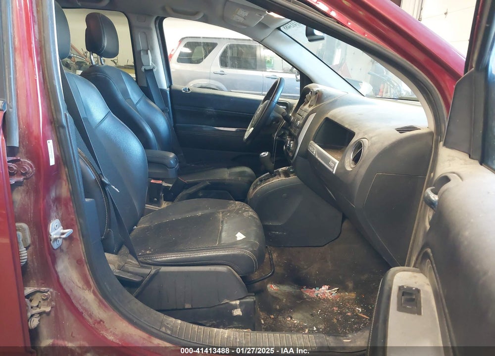 2016 JEEP COMPASS LATITUDE VIN: 1C4NJCEB5GD599933