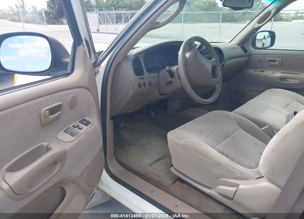 2000 TOYOTA TUNDRA LTD V8 VIN: 5TBBT4816YS085075