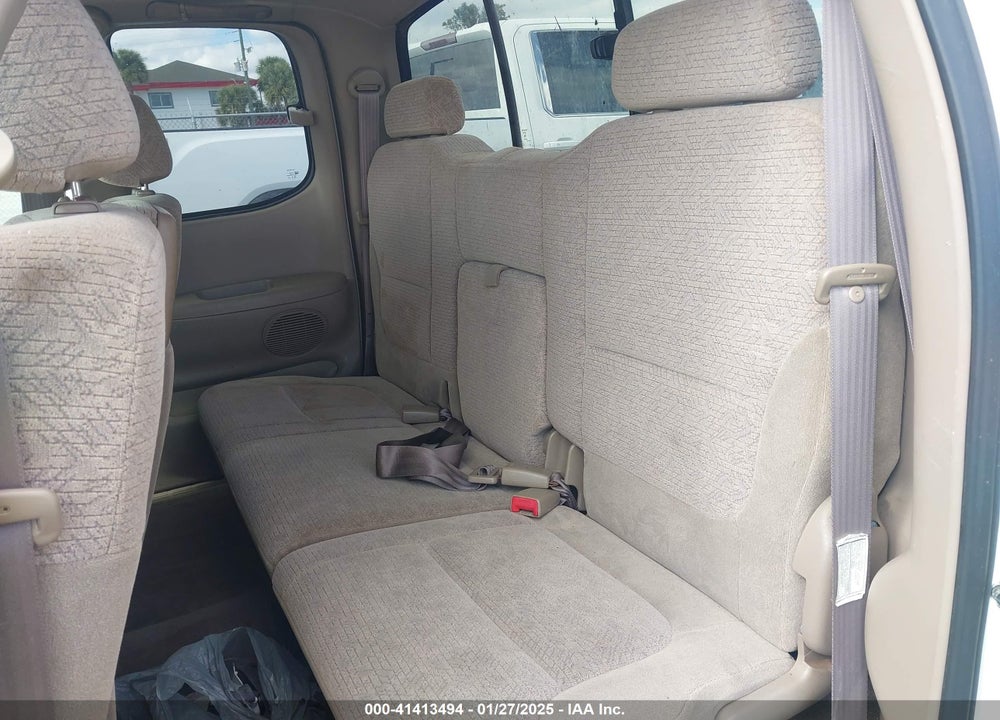 2000 TOYOTA TUNDRA LTD V8 VIN: 5TBBT4816YS085075