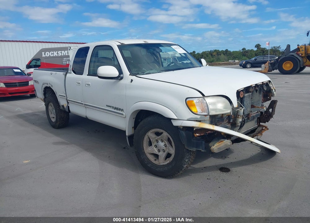 2000 TOYOTA TUNDRA LTD V8 VIN: 5TBBT4816YS085075