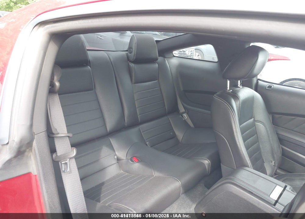 2011 FORD MUSTANG VIN: 1ZVBP8CF1B5103322