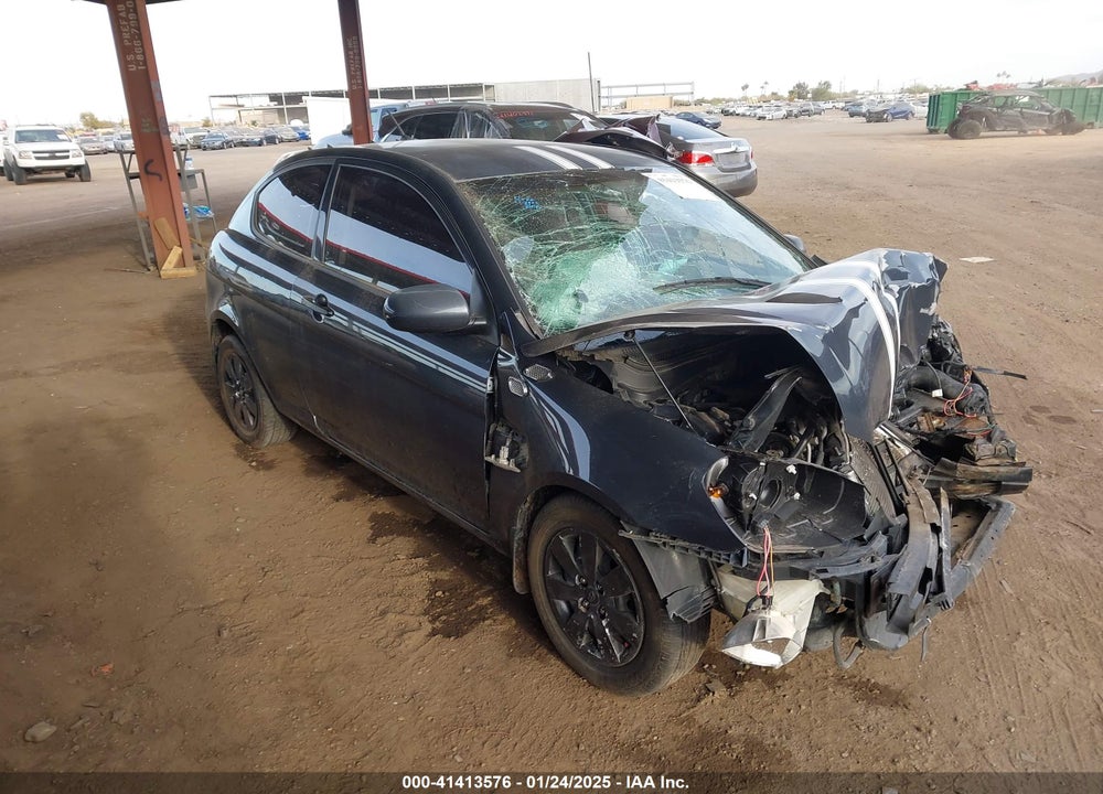 2010 HYUNDAI ACCENT VIN: KMHCM3AC0AU180999