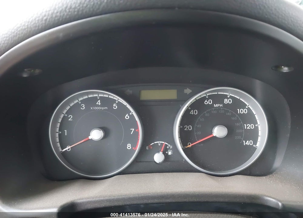 2010 HYUNDAI ACCENT VIN: KMHCM3AC0AU180999