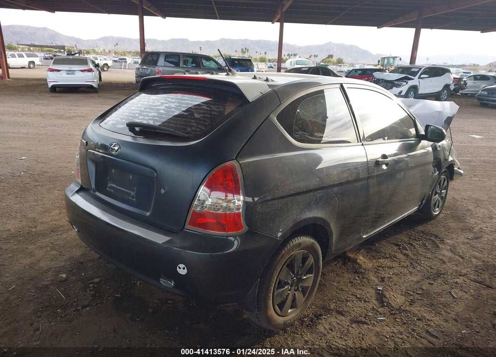 2010 HYUNDAI ACCENT VIN: KMHCM3AC0AU180999