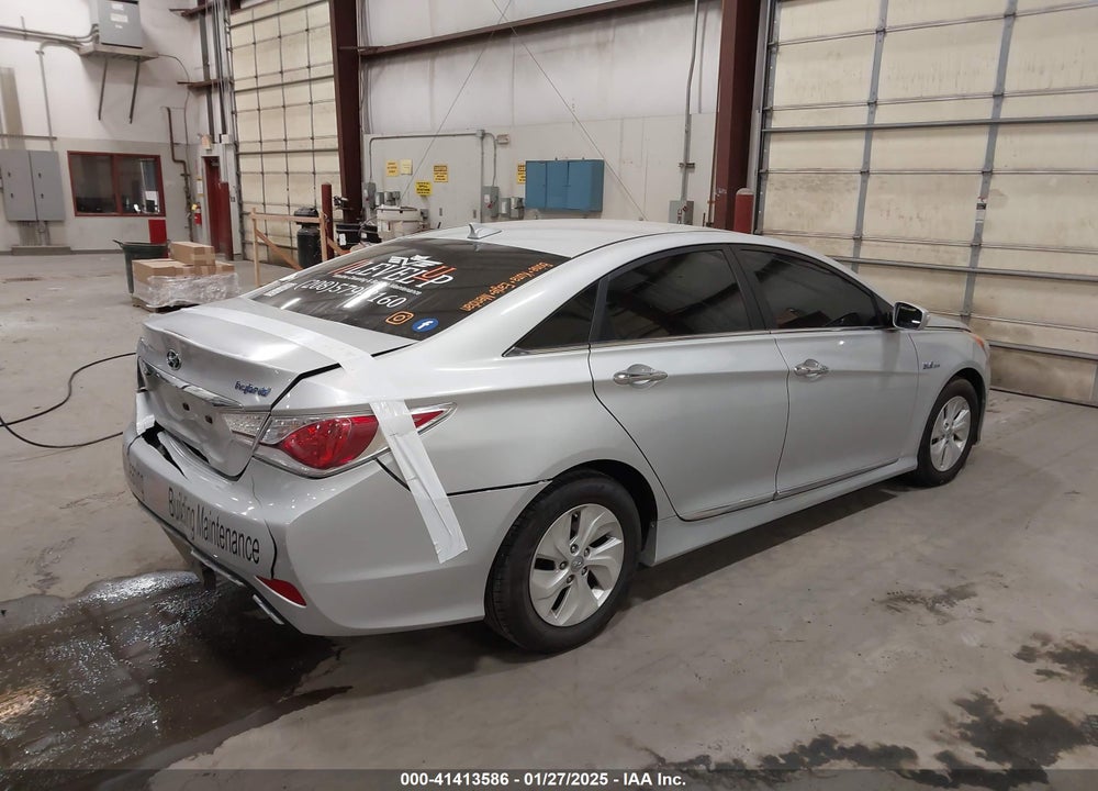 2015 HYUNDAI SONATA HYBRID VIN: KMHEC4A44FA139701