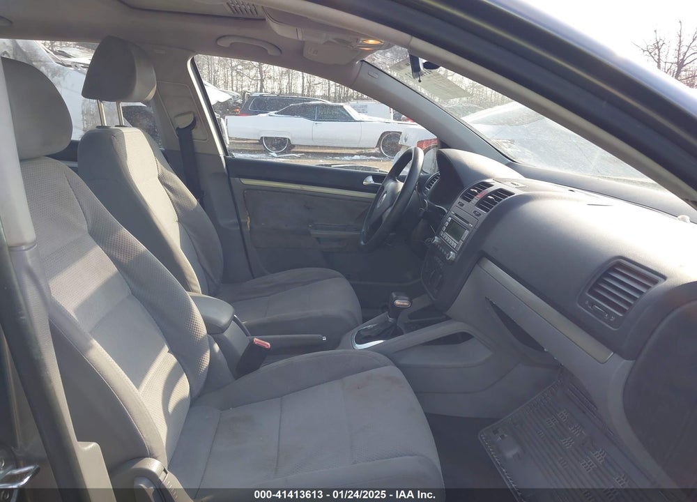 2007 VOLKSWAGEN RABBIT 4-DOOR VIN: WVWDS71K37W256046