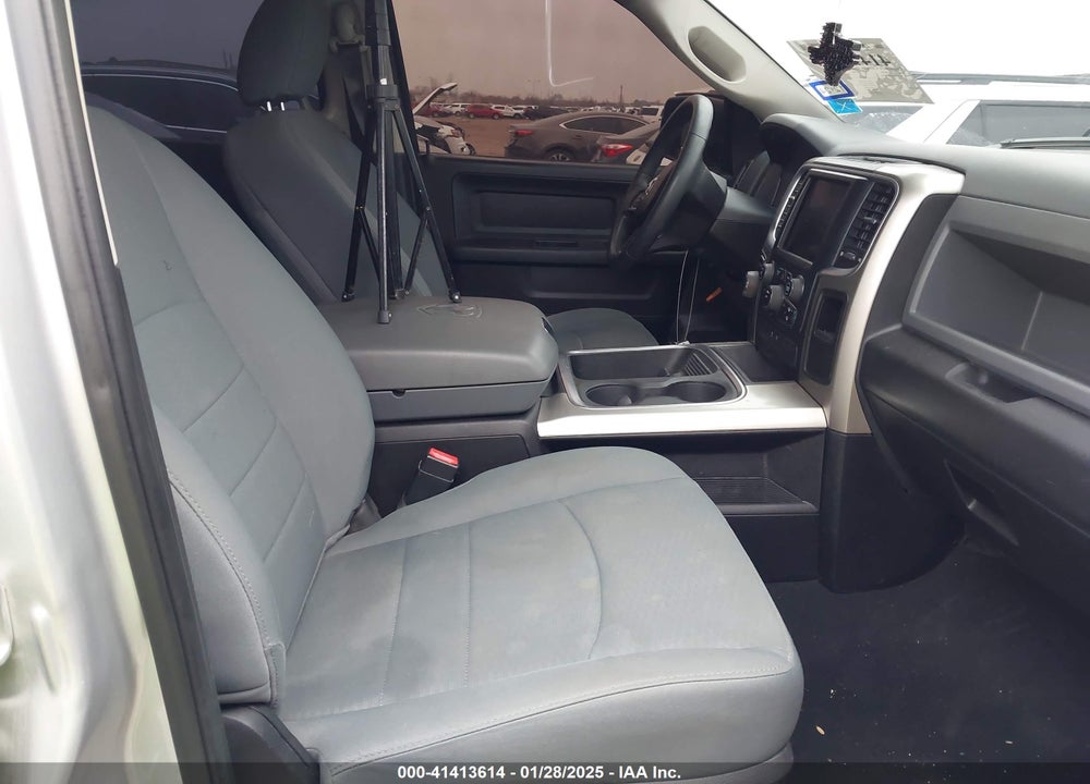 2018 RAM 1500 VIN: 3C6RR6KT9JG250686