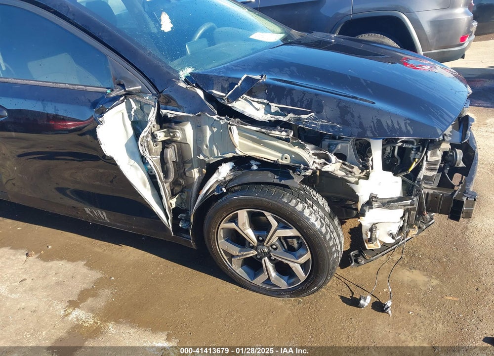2020 KIA FORTE VIN: 3KPF24AD1LE185832
