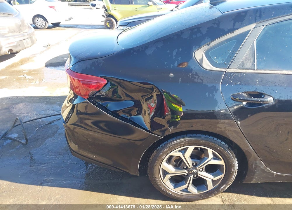 2020 KIA FORTE VIN: 3KPF24AD1LE185832