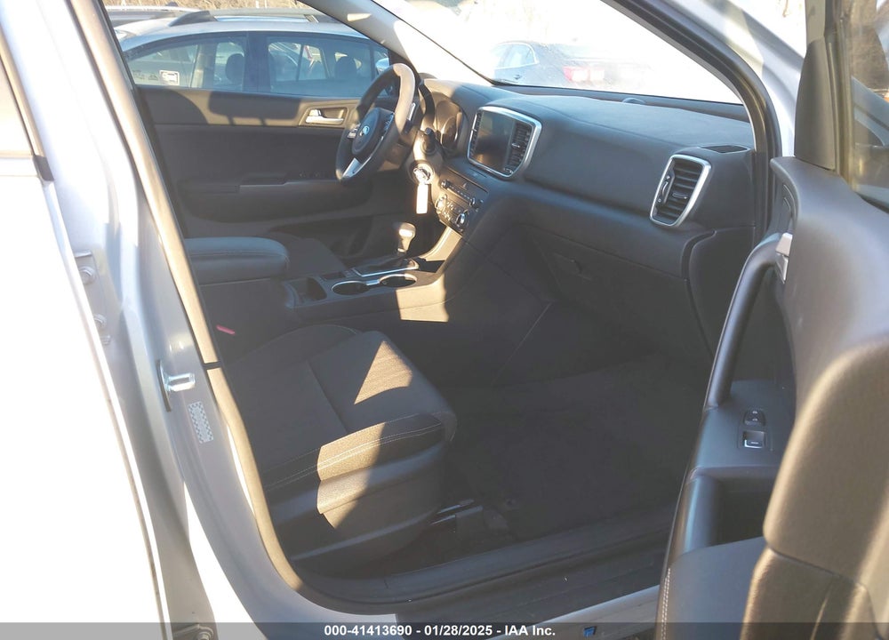 2021 KIA SPORTAGE LX VIN: KNDPM3AC4M7885054