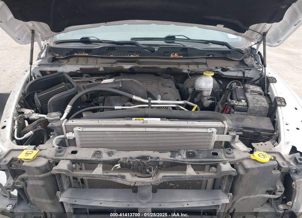2019 RAM 1500 CLASSIC VIN: 1C6RR7LT1KS715220