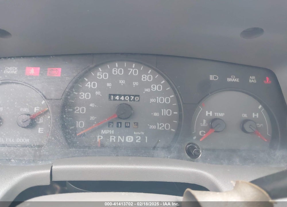1998 MERCURY GRAND MARQUIS VIN: 2MEFM74WXWX676597