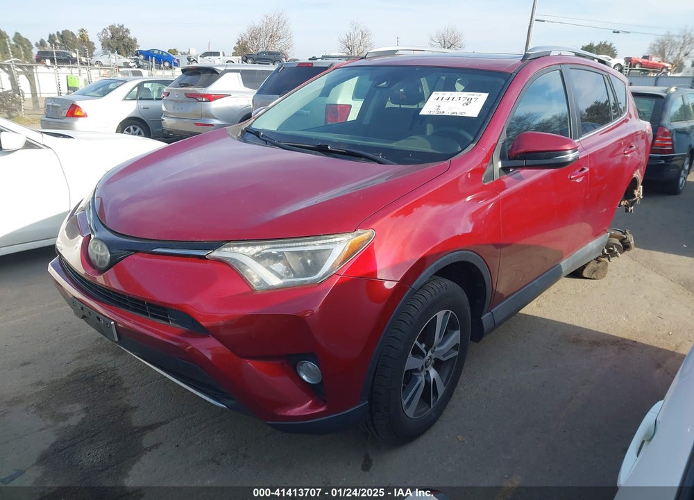 2018 TOYOTA RAV4 ADVENTURE/XLE VIN: 2T3WFREV4JW408547