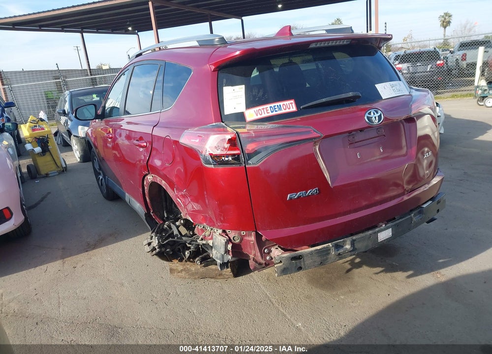 2018 TOYOTA RAV4 ADVENTURE/XLE VIN: 2T3WFREV4JW408547