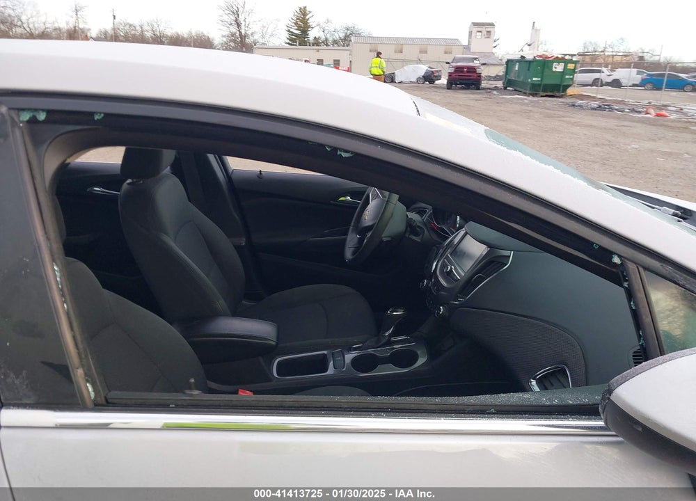 2017 CHEVROLET CRUZE LT AUTO VIN: 3G1BE5SM7HS507353