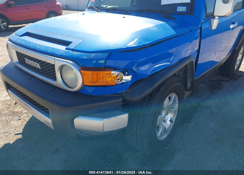 2007 TOYOTA FJ CRUISER VIN: JTEBU11F770094146