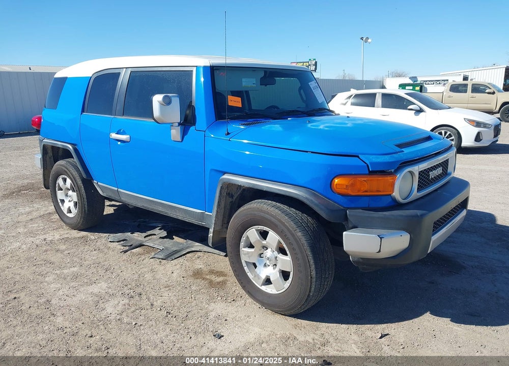 2007 TOYOTA FJ CRUISER VIN: JTEBU11F770094146