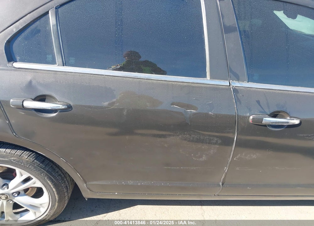 2010 FORD FUSION VIN: 3FAHP0HA1AR122577