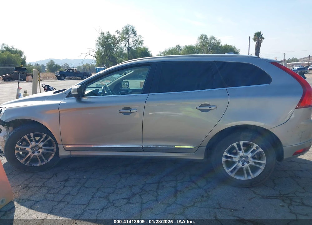 2016 VOLVO XC60 T5 DRIVE-E PLATINUM VIN: YV440MDM9G2836357