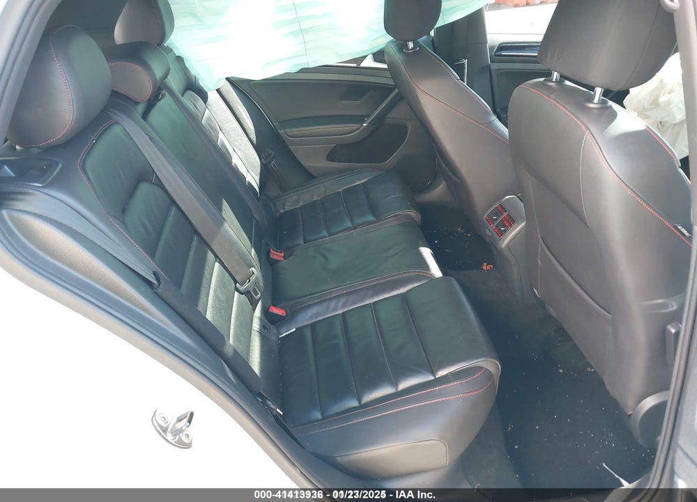 2015 VOLKSWAGEN GOLF GTI VIN: 3VW447AU4FM084150