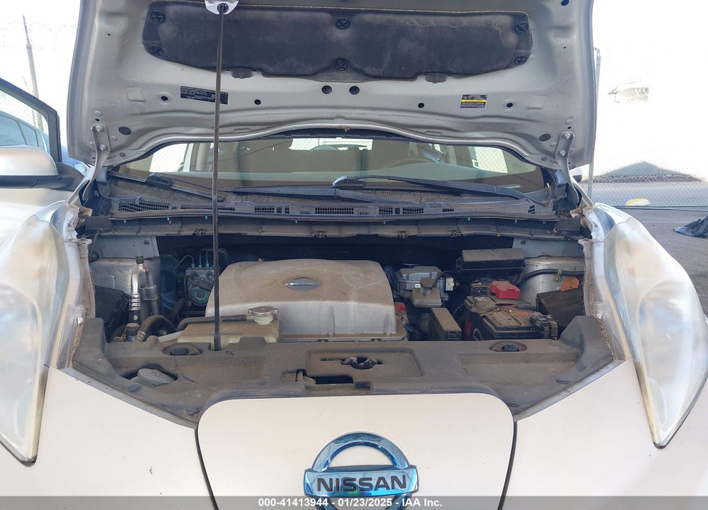 2014 NISSAN LEAF VIN: 1N4AZ0CP2EC332813