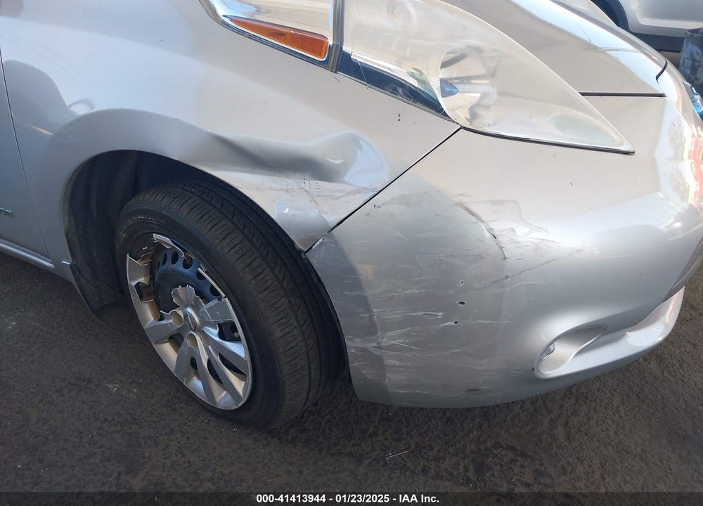 2014 NISSAN LEAF VIN: 1N4AZ0CP2EC332813