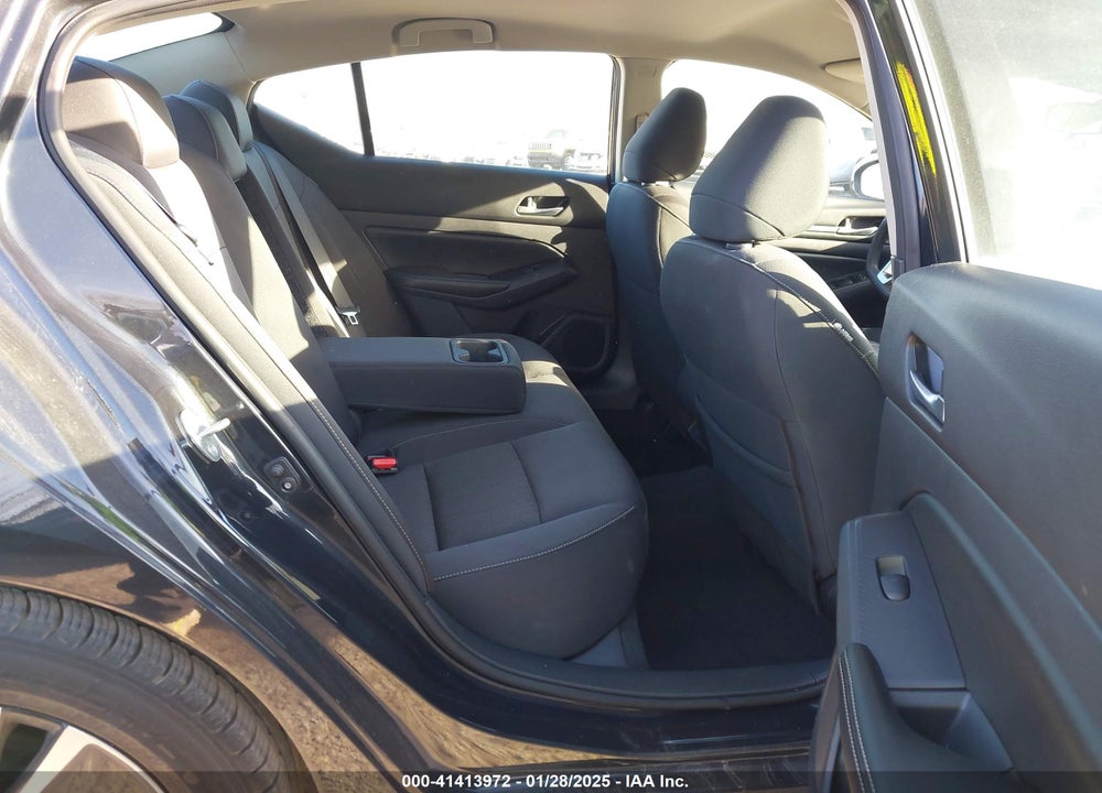 2022 NISSAN ALTIMA SV FWD VIN: 1N4BL4DV5NN394527