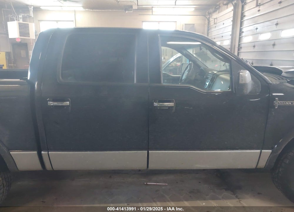 2006 LINCOLN MARK LT VIN: 5LTPW18556FJ01153