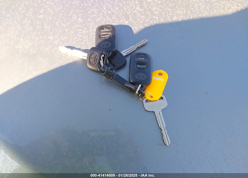 2003 TOYOTA SIENNA CE VIN: 4T3ZF19C63U549338