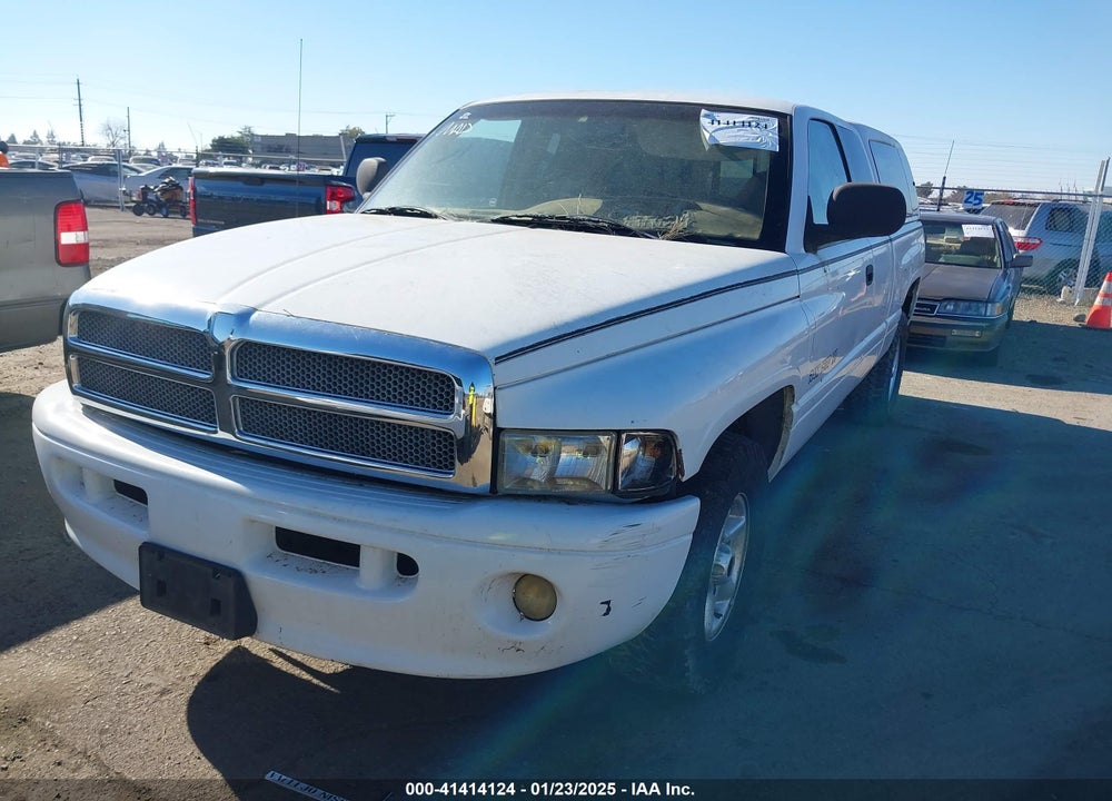 2000 DODGE RAM 1500 ST VIN: 1B7HC13Z3YJ191235