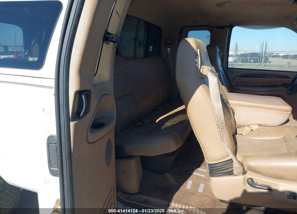 2000 DODGE RAM 1500 ST VIN: 1B7HC13Z3YJ191235