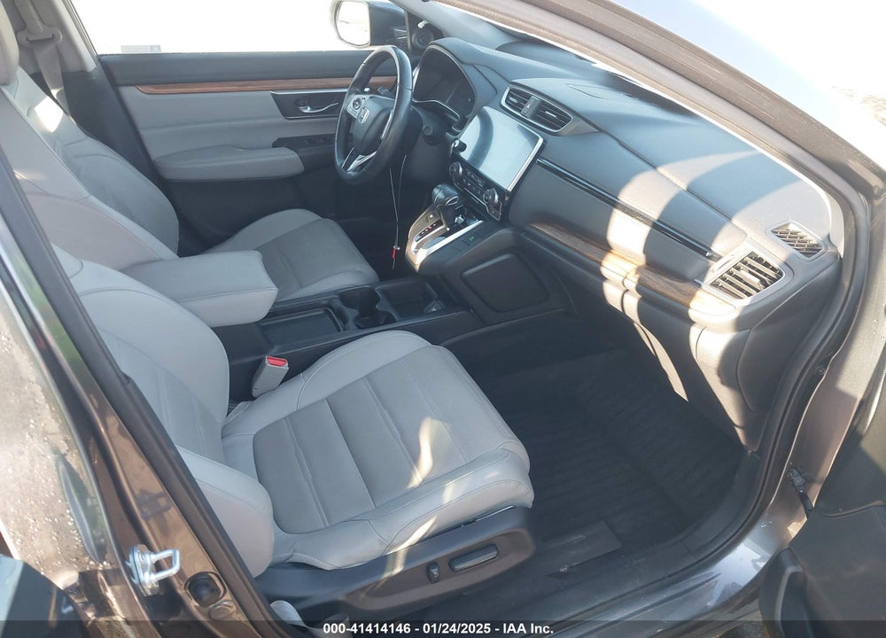 2019 HONDA CR-V TOURING VIN: JHLRW2H95KX008791
