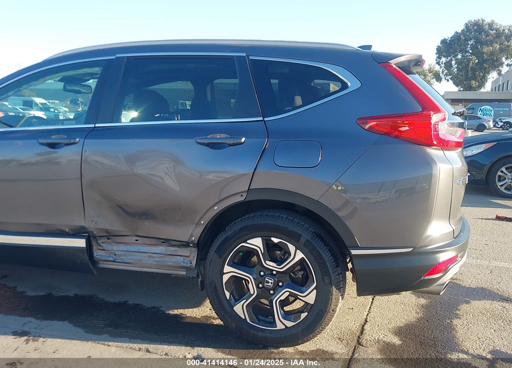 2019 HONDA CR-V TOURING VIN: JHLRW2H95KX008791