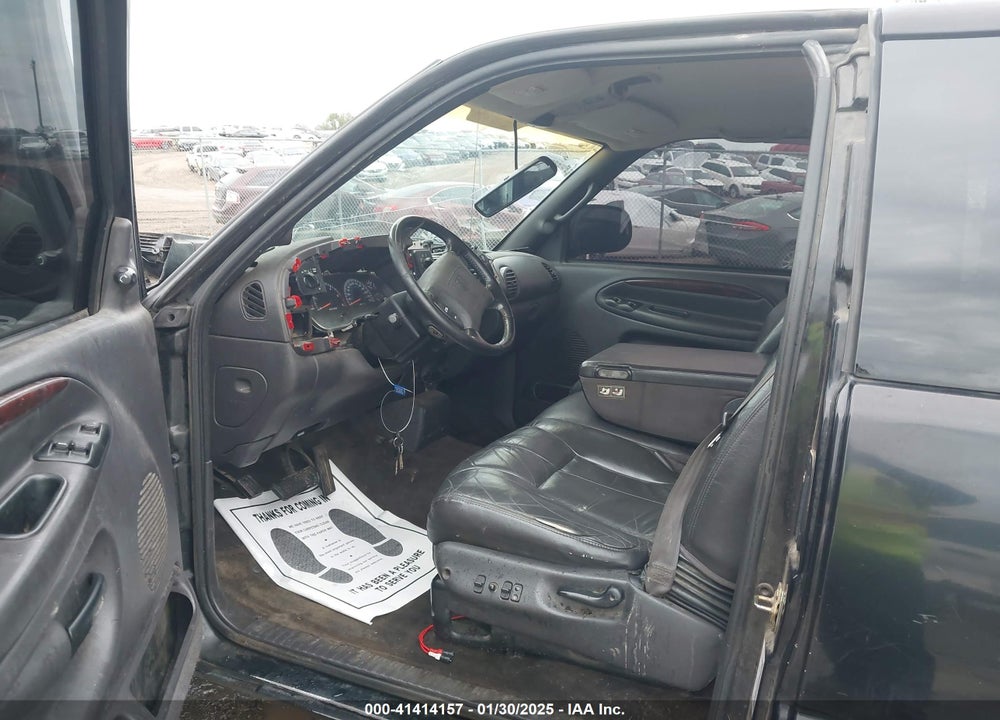2001 DODGE RAM 1500 ST VIN: 1B7HC13Z81J211517