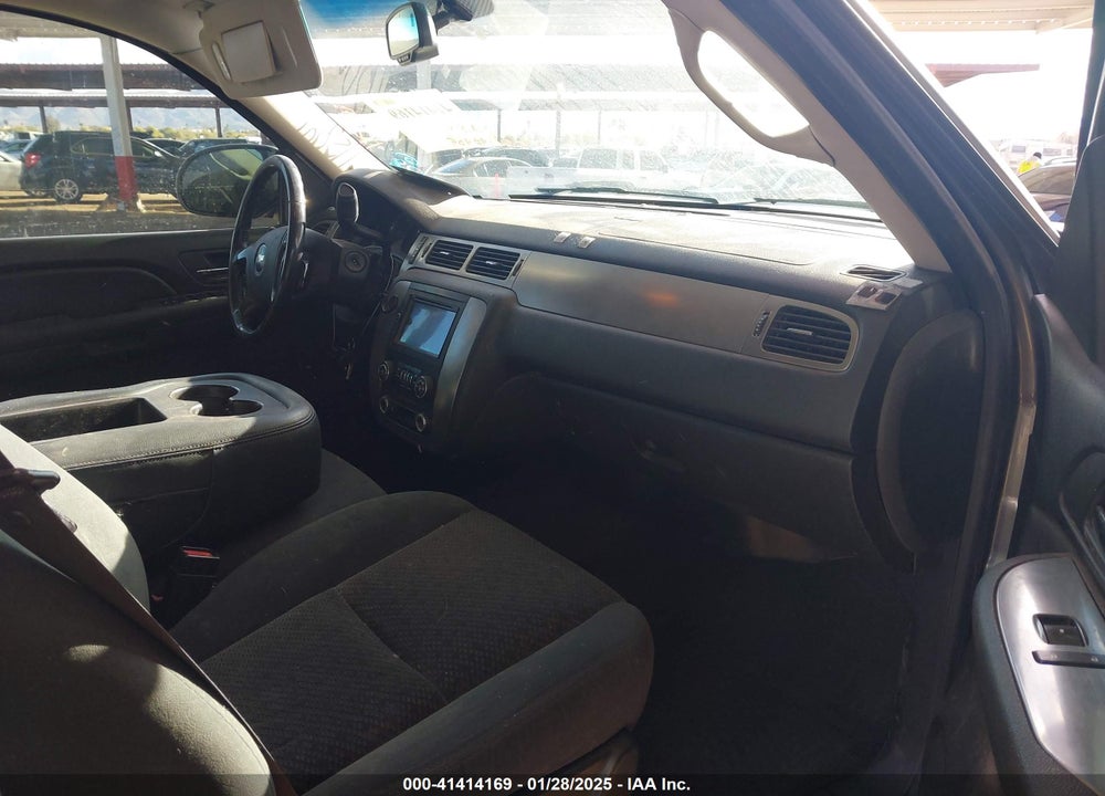 2007 CHEVROLET TAHOE VIN: 1GNFC13057J353512