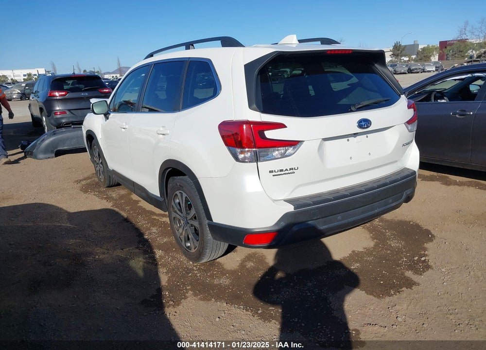 2021 SUBARU FORESTER LIMITED VIN: JF2SKAUC0MH501802