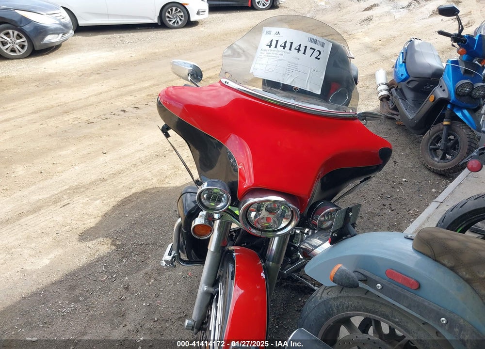 2010 HARLEY-DAVIDSON FLHTK VIN: 1HD1KEM16AB666878