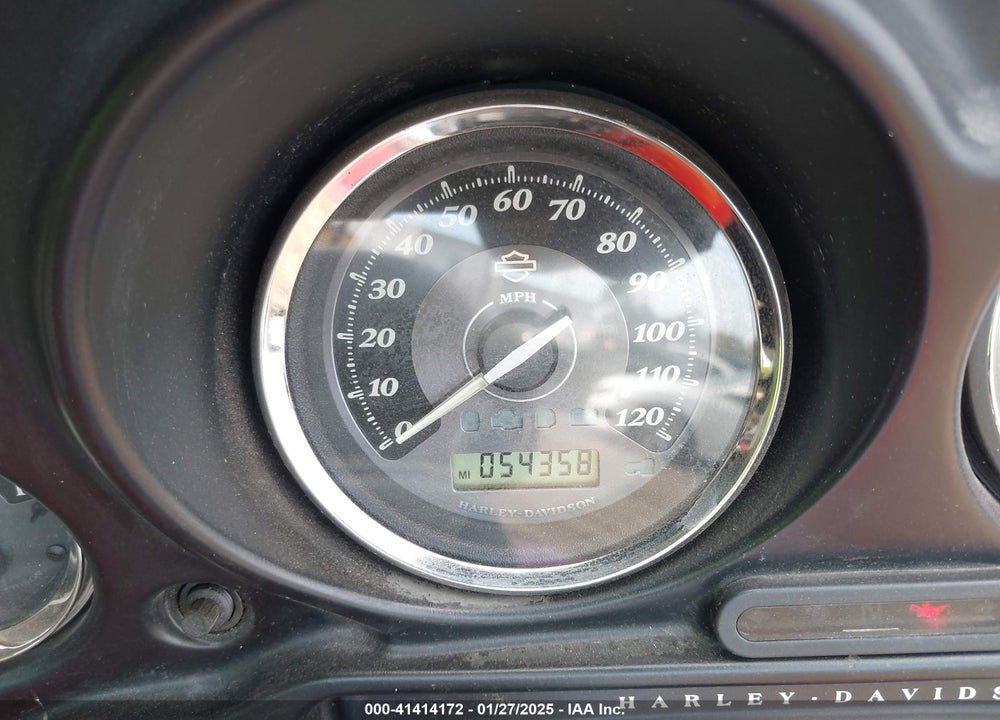 2010 HARLEY-DAVIDSON FLHTK VIN: 1HD1KEM16AB666878