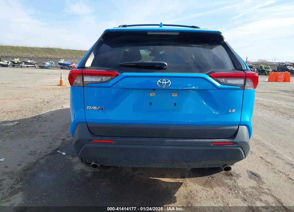 2019 TOYOTA RAV4 LE VIN: JTMH1RFV1KJ006636