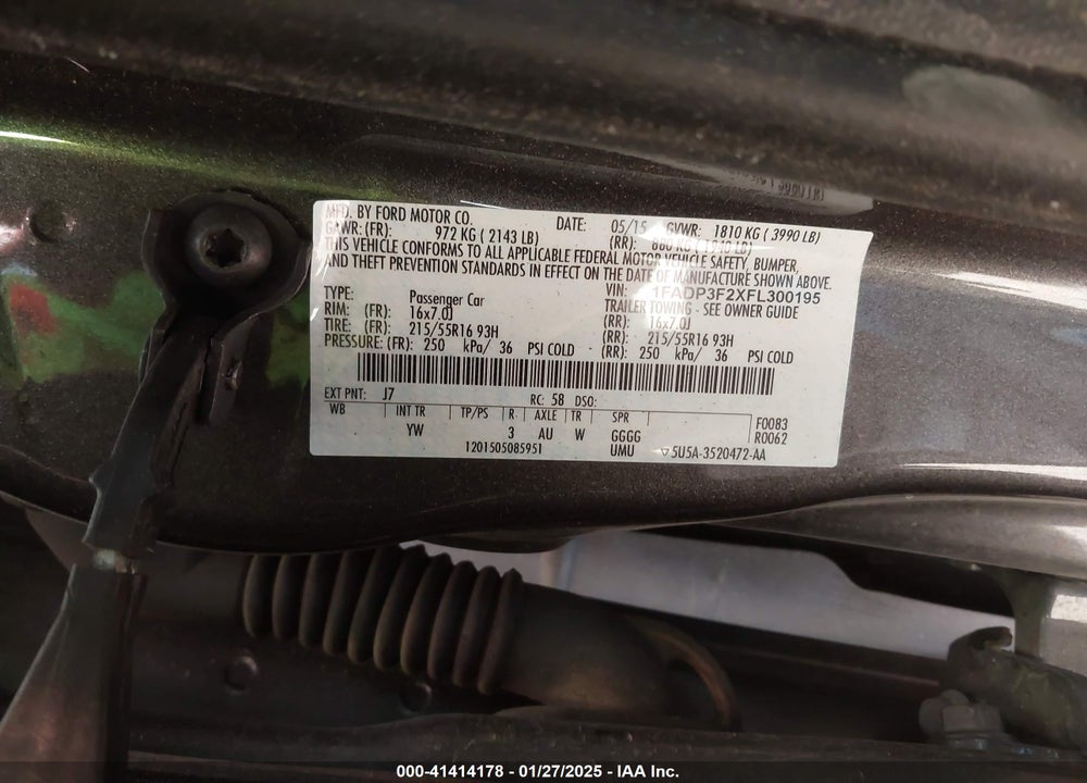 2015 FORD FOCUS VIN: 1FADP3F2XFL300195
