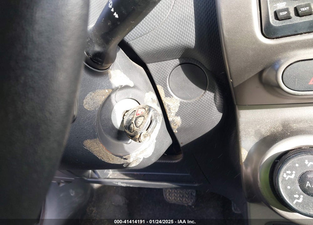 2011 SCION XD VIN: JTKKU4B4XB1011727