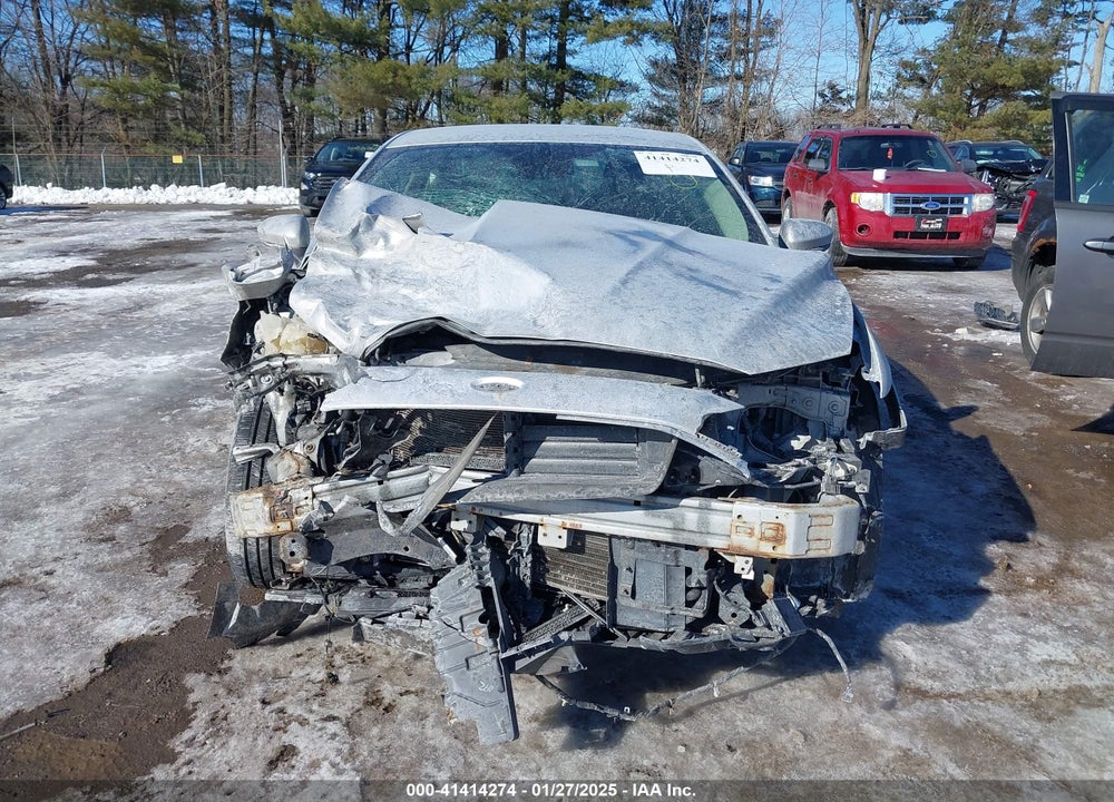 2019 FORD FUSION VIN: 3FA6P0LU4KR225597