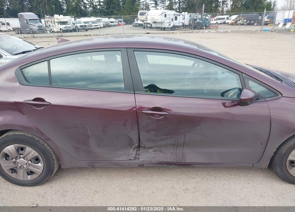 2017 KIA FORTE LX VIN: 3KPFK4A72HE160858