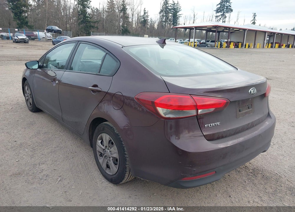 2017 KIA FORTE LX VIN: 3KPFK4A72HE160858