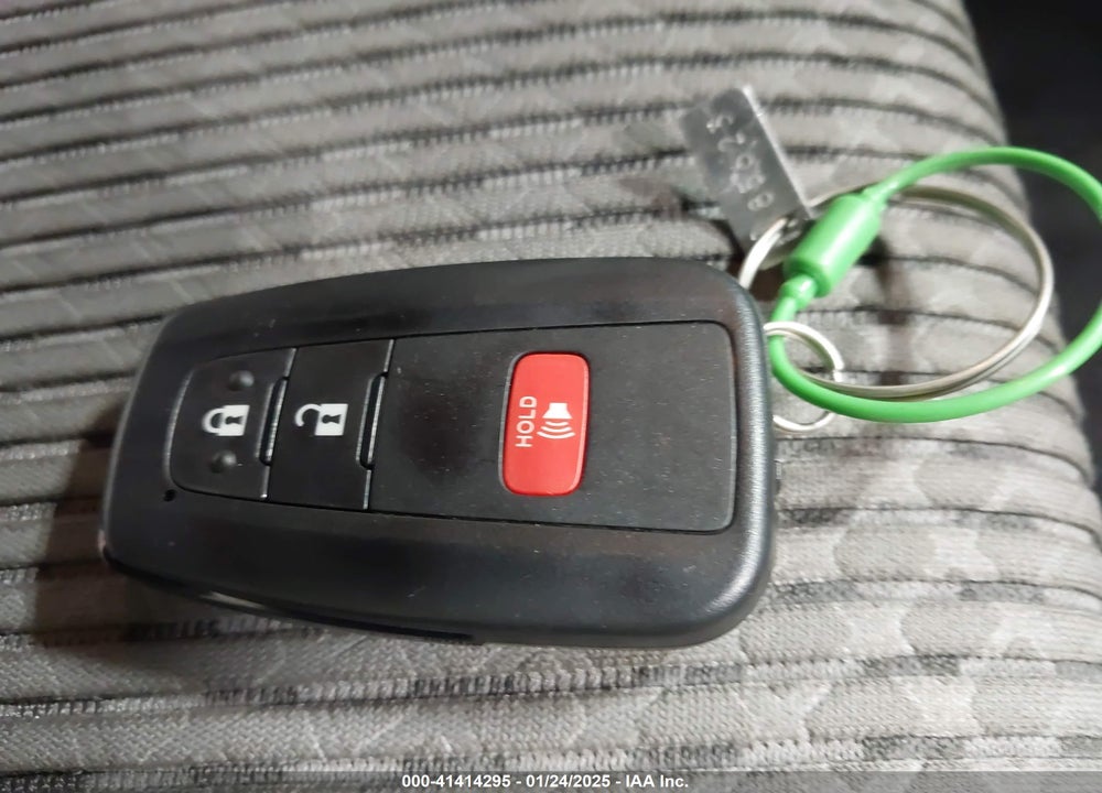 2024 TOYOTA 4RUNNER SR5 VIN: JTEMU5JR7R6267593